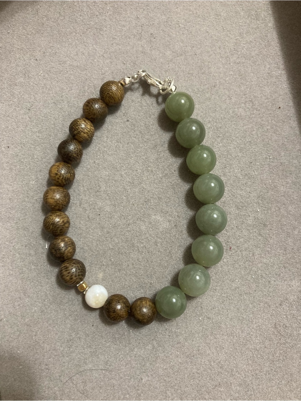 Genuine natural Jade (hetianyu) 10mm and Brown sandalWood Bracelet